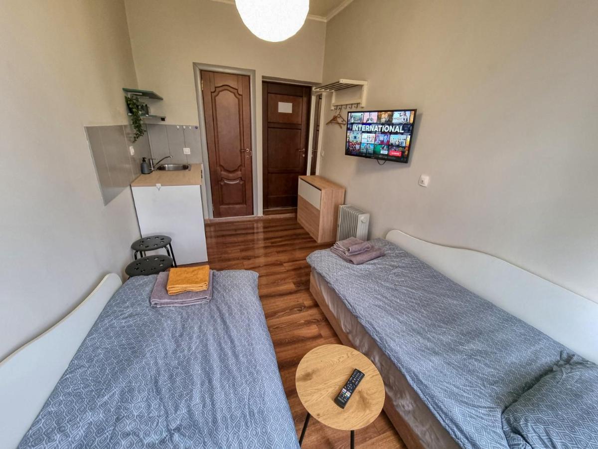 Charming Studio In Sofia Center Extérieur photo